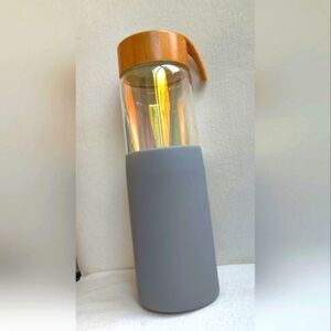 Anthropologie Water Bottle Marlow Tumbler with Bamboo Lid Gray Iridescent Glass